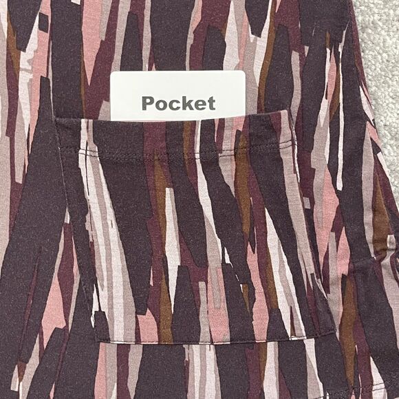 LOGO Tunic Top Women L Purple Pink‎ Print Pockets Ruffled Hem Knit Soft E24 - Picture 15 of 15